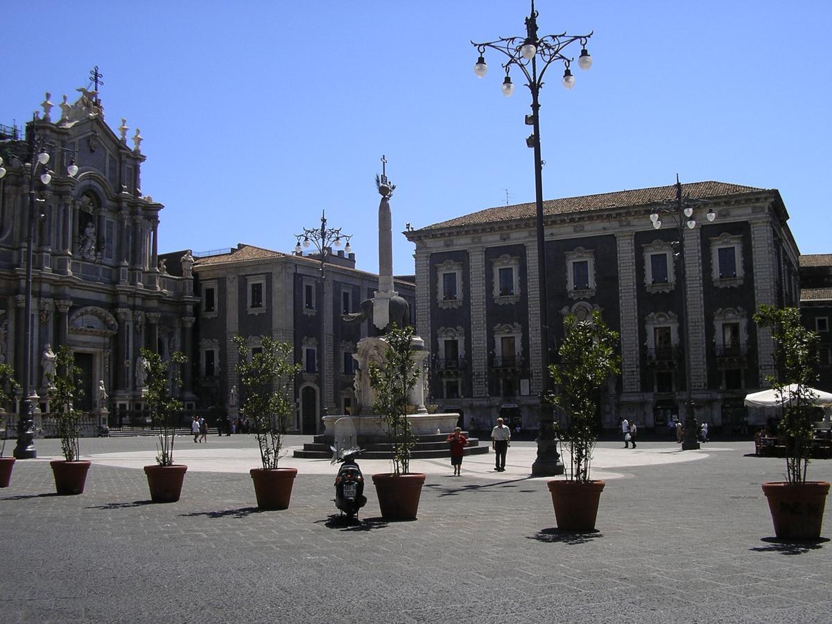 Dante Rooms Catania Ngoại thất bức ảnh